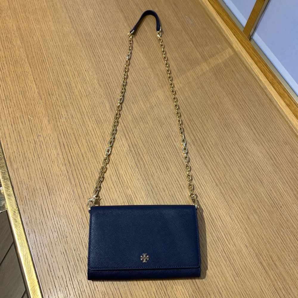💗Tory Burch Emerson chain wallet navy Robinson - Picture 1 of 8